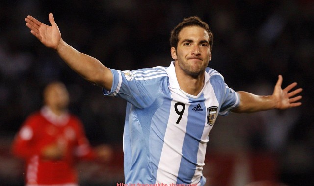 风云直播-世俱杯球员带球距离总排行及速度与耐力分析