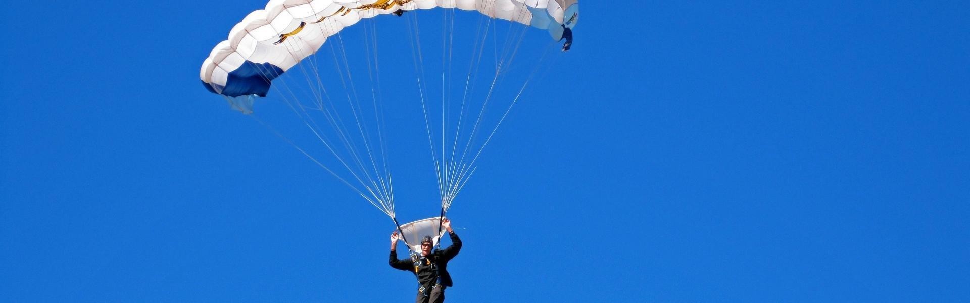 风云直播-法甲摩纳哥与豪门俱乐部的转会比拼:转会市场的角逐